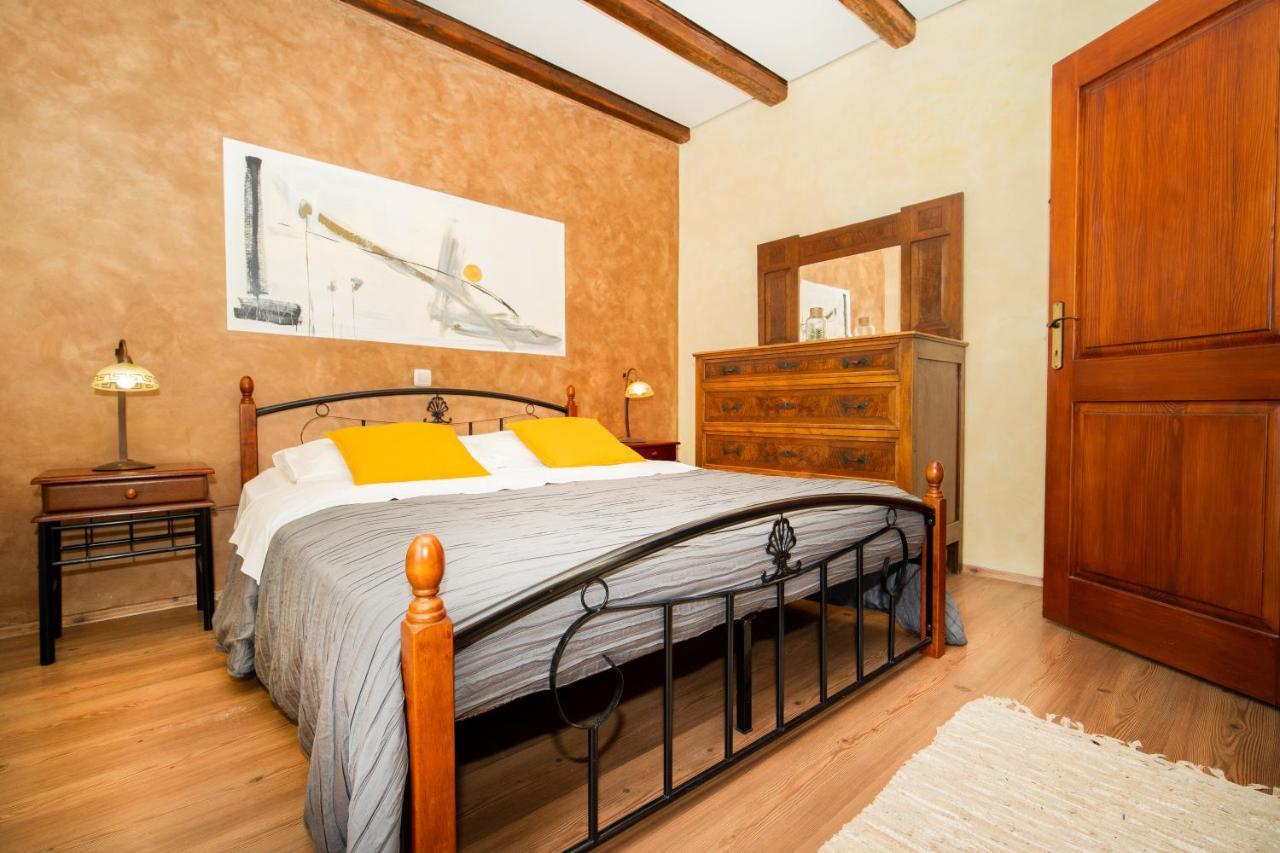 Вилла House Luce Krapan Экстерьер фото